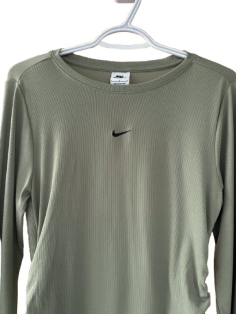 Nike swoosh ruched side ribbed long sleeve top sage green women's size L - Picture 3 of 6
